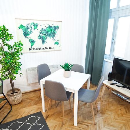 Lovely Apartment In Erzsebetvaros Budapest Kültér fotó